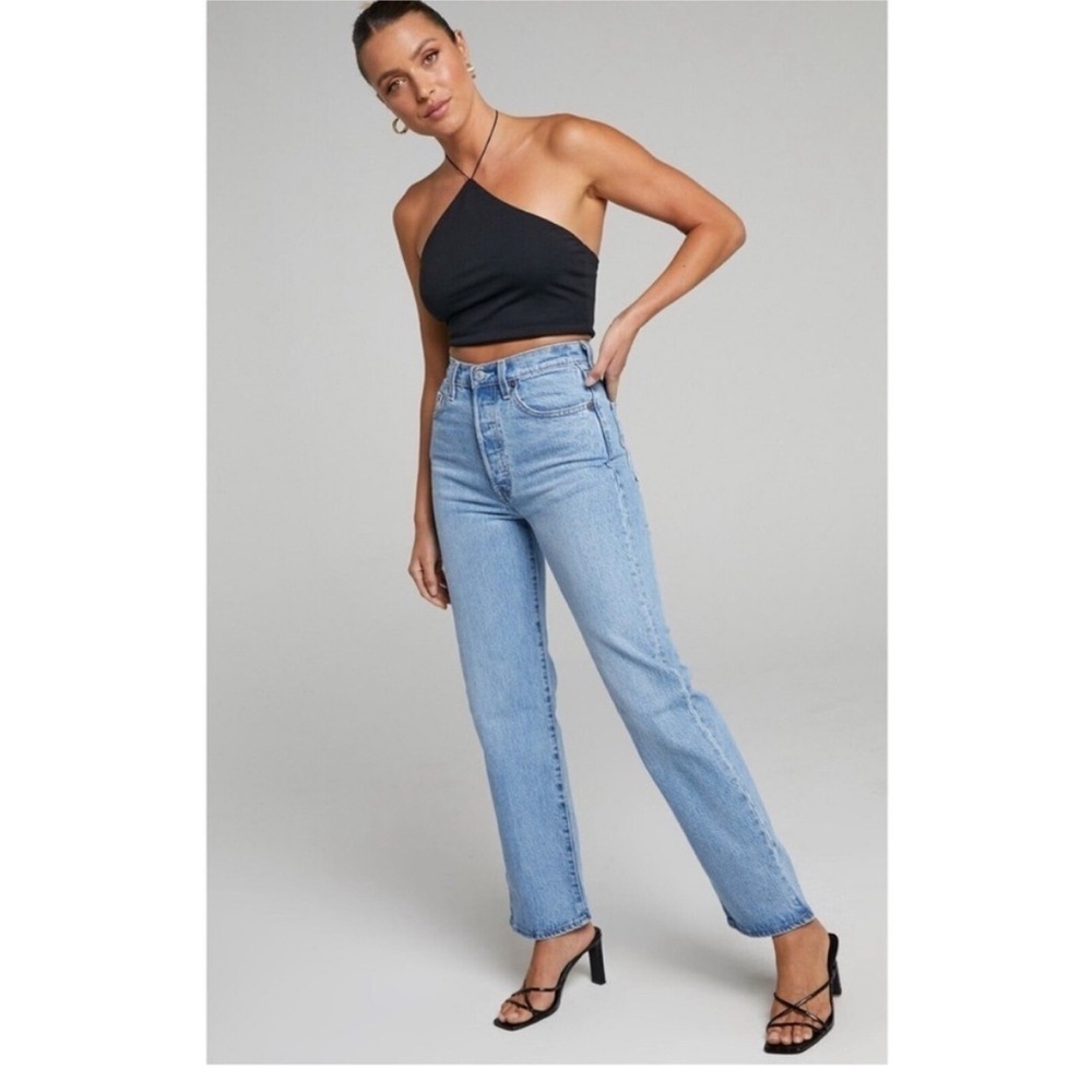 Levis Premium Womens Ribcage Straight Denim
Jeans Blue High Waist Straight sz 25